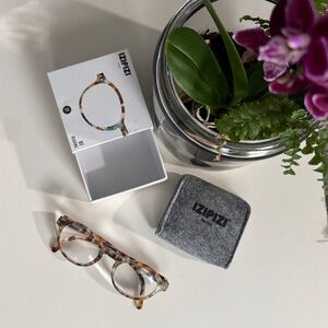 IZIPIZI Tortoise Shell Women's FOLDING +2 READING Glasses